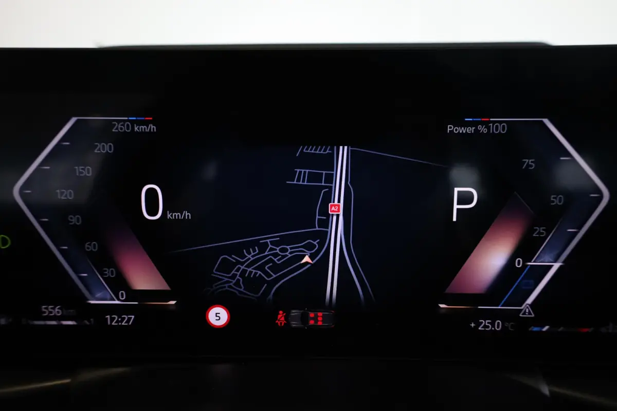 320i | M Sport Pro | Panoramadak | Stoelverwarming | Trekhaak