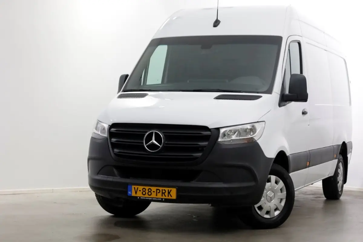 316 CDI 163pk RWD L2H2 Airco/Navi/Camera/Trekhaak 3500kg 11-2018