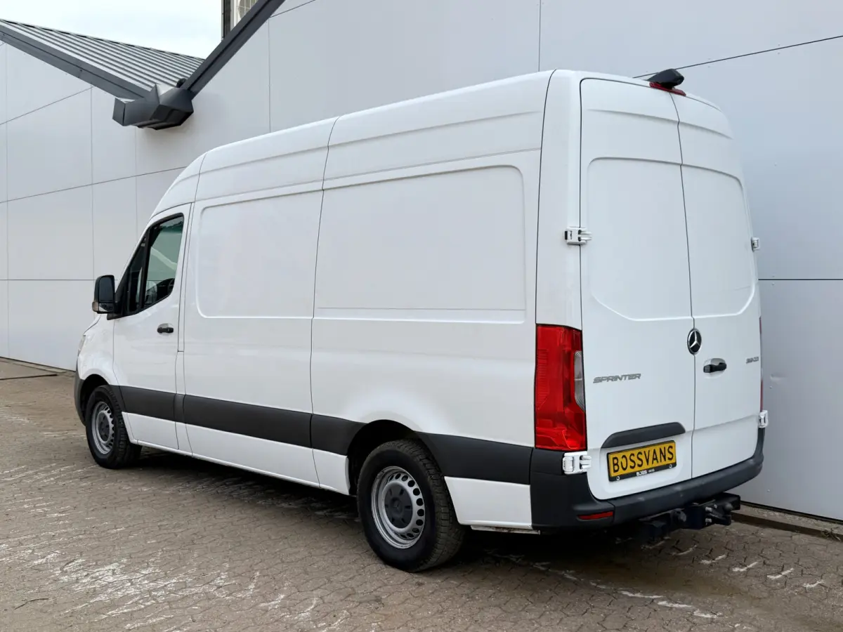 319 3.0 V6 L2H2 10-Inch MBUX Navigatie Climate Control Cruise Control 3,5 Trekhaak Oprijplaat
