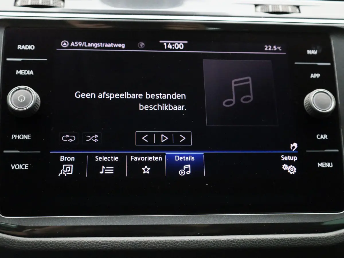 1.5 TSI Life | Automaat | LMV | Climate control | Camera | Stoel/Stuur verwarming | Navigatie | Bluetooth | Adaptive cruise | Parkeer sensoren | Apple carplay | Virtual cockpit | Trekhaak