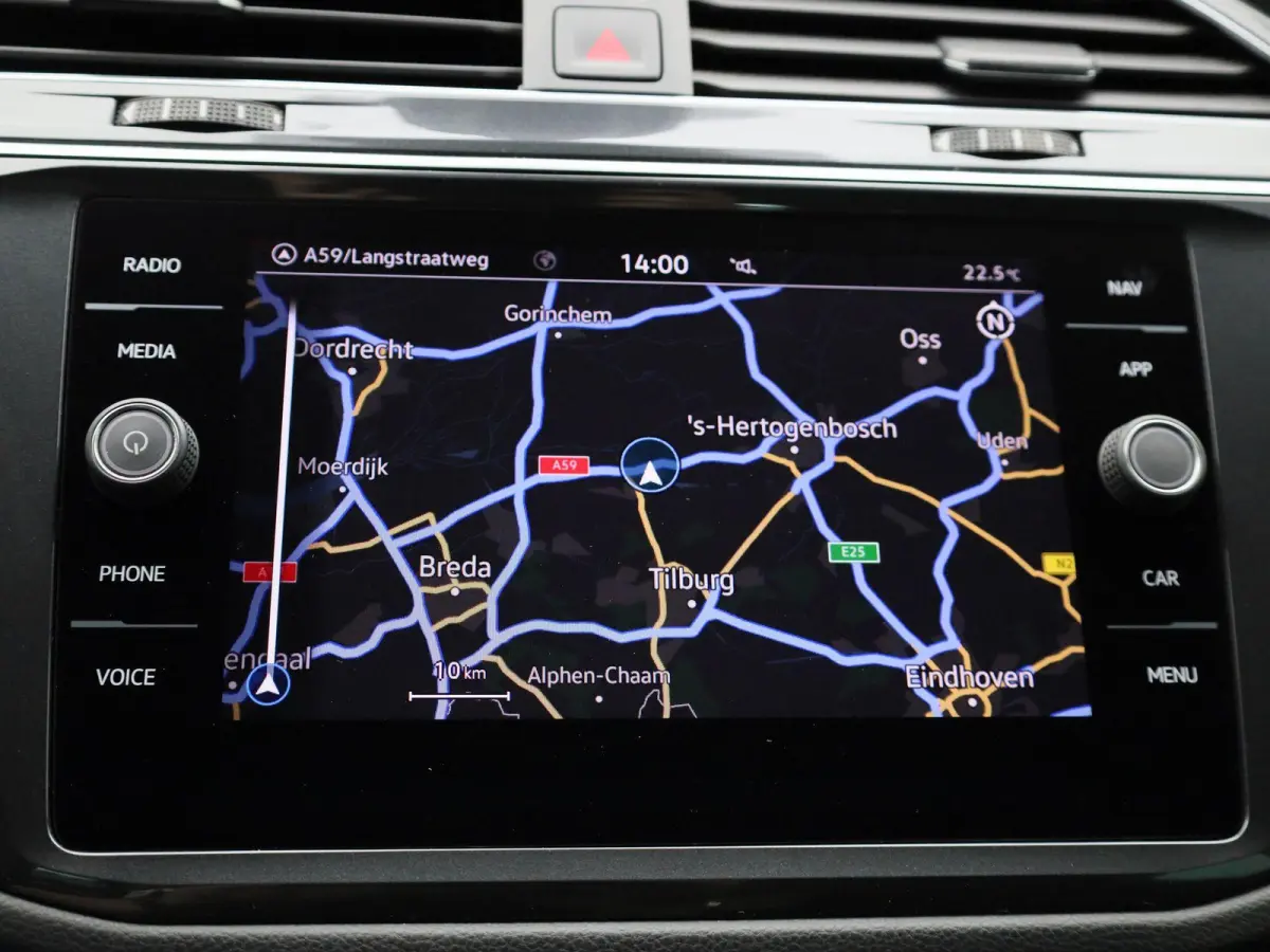 1.5 TSI Life | Automaat | LMV | Climate control | Camera | Stoel/Stuur verwarming | Navigatie | Bluetooth | Adaptive cruise | Parkeer sensoren | Apple carplay | Virtual cockpit | Trekhaak
