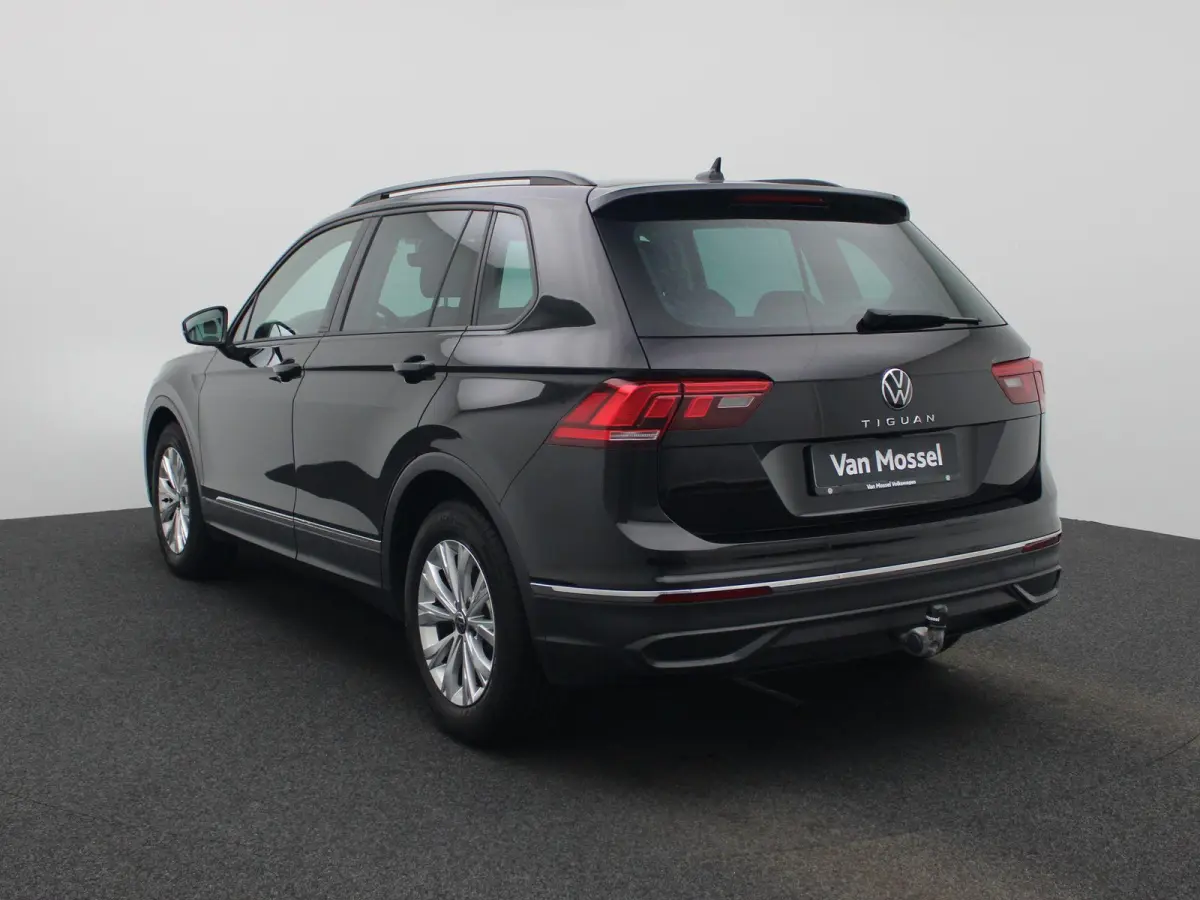 1.5 TSI Life | Automaat | LMV | Climate control | Camera | Stoel/Stuur verwarming | Navigatie | Bluetooth | Adaptive cruise | Parkeer sensoren | Apple carplay | Virtual cockpit | Trekhaak