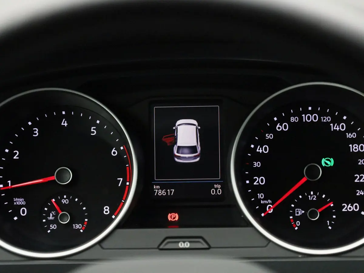 1.5 TSI Life | Automaat | LMV | Climate control | Camera | Stoel/Stuur verwarming | Navigatie | Bluetooth | Adaptive cruise | Parkeer sensoren | Apple carplay | Virtual cockpit | Trekhaak