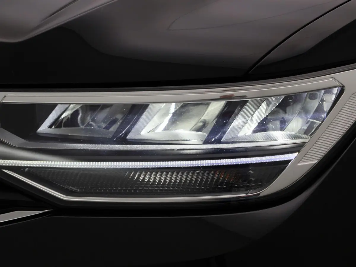 1.5 TSI Life | Automaat | LMV | Climate control | Camera | Stoel/Stuur verwarming | Navigatie | Bluetooth | Adaptive cruise | Parkeer sensoren | Apple carplay | Virtual cockpit | Trekhaak