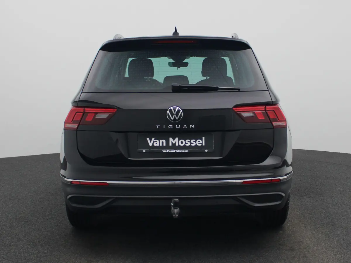 1.5 TSI Life | Automaat | LMV | Climate control | Camera | Stoel/Stuur verwarming | Navigatie | Bluetooth | Adaptive cruise | Parkeer sensoren | Apple carplay | Virtual cockpit | Trekhaak