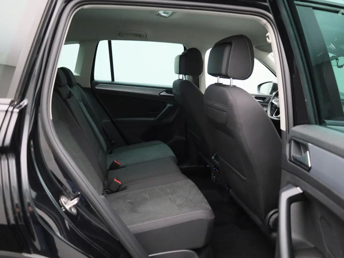 1.5 TSI Life | Automaat | LMV | Climate control | Camera | Stoel/Stuur verwarming | Navigatie | Bluetooth | Adaptive cruise | Parkeer sensoren | Apple carplay | Virtual cockpit | Trekhaak