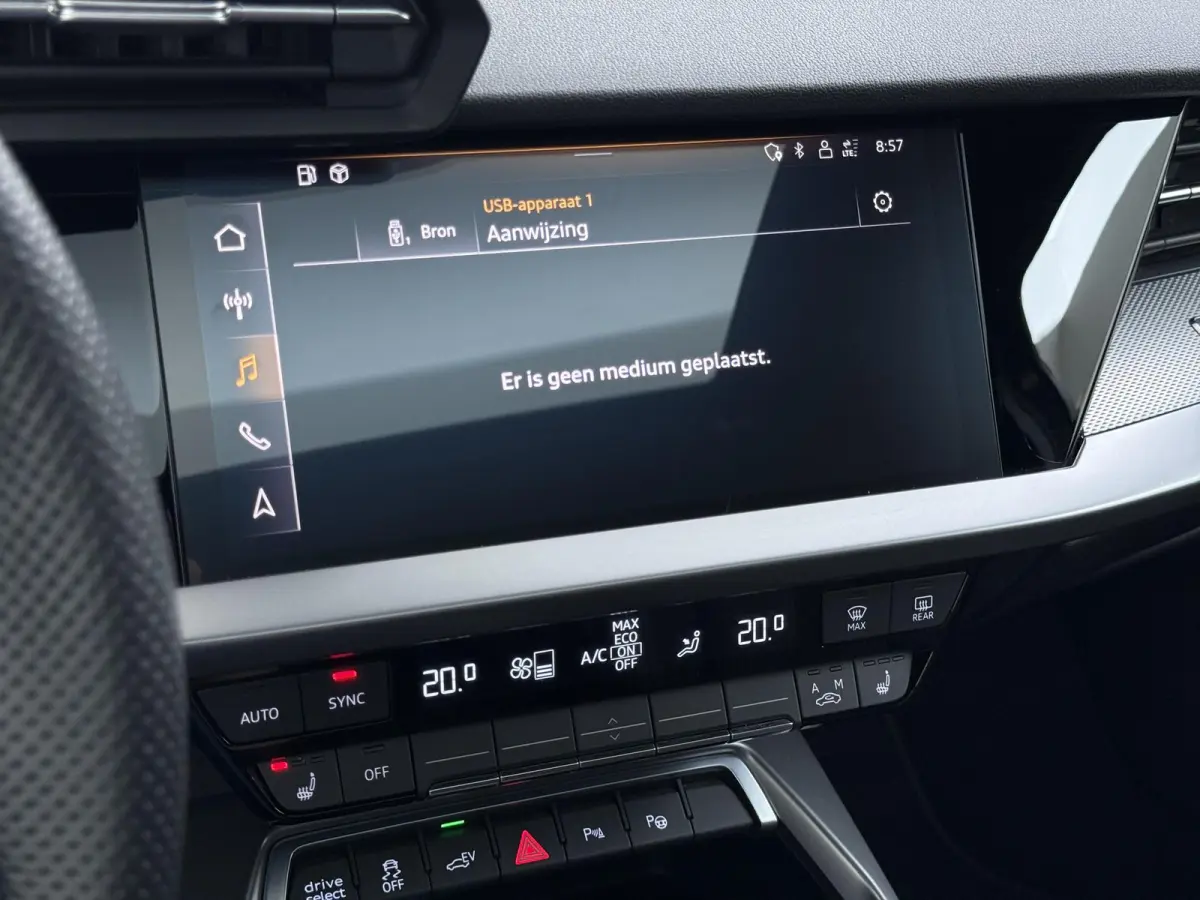 45 TFSI e S edition Competition VAN: 34.900,- VOOR: 30.877,- UW HERFSTVOORDEEL: 4.023,- 245 PK PHEV |  3x S LINE | PANORAMADAK | KEYLESS GO & START | BLACK OPTIC PAKKET | STOELVERWARMING | A