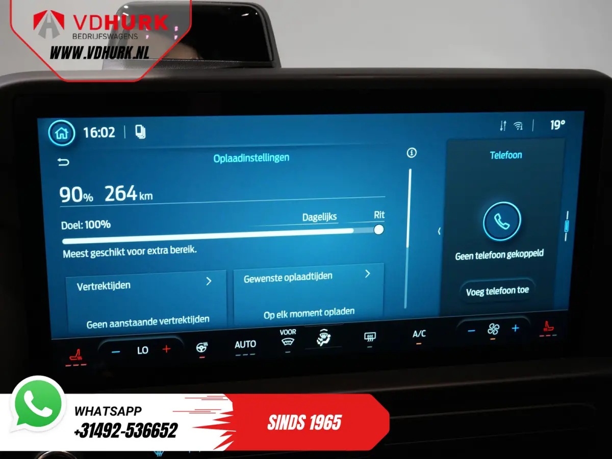 Trend 71kWh 360 km WLTP (Excl. BTW/Incl. BPM) LED/ Standkachel/ Stoelverw./ Stuurverw./ Carplay/ 9 P/ 9 Persoons/ Combi/ Climate/ Camera/ PDC/ Cruise