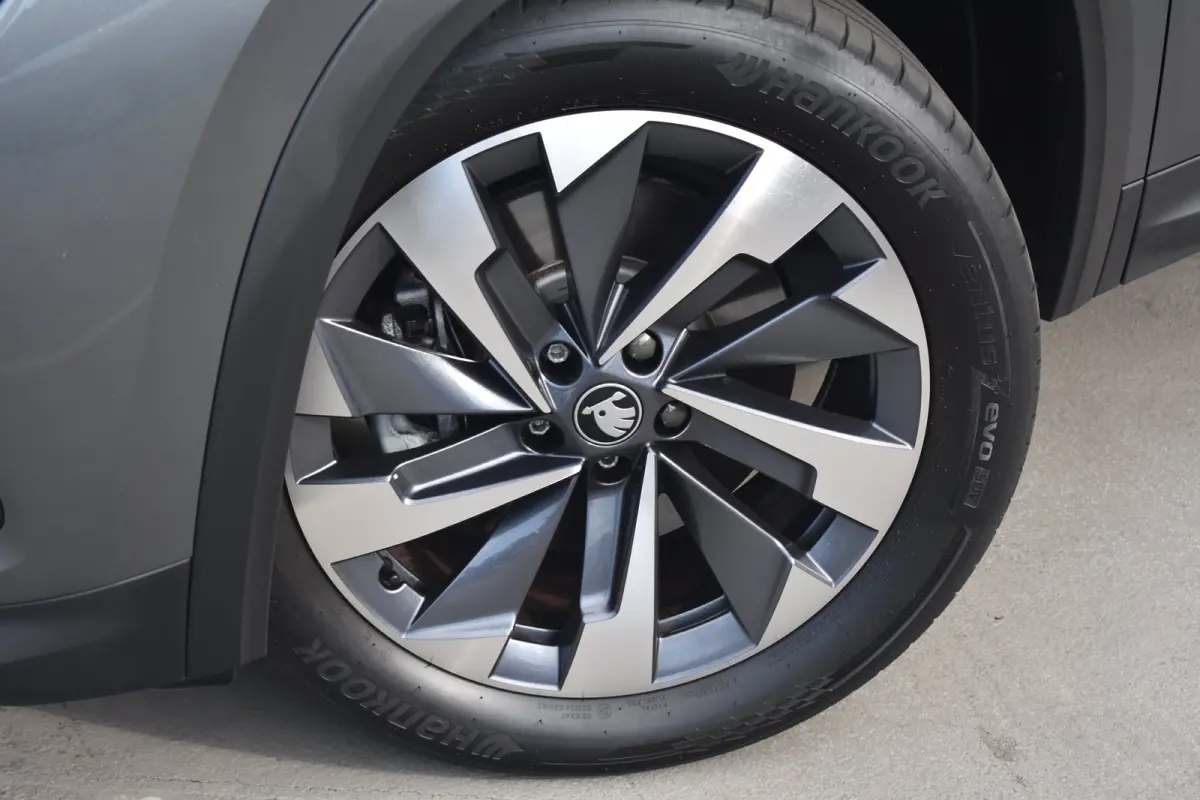 1.5 TSI MHEV Business Edition 7p. Achteruitrijcamera | Dode-hoek detectie | Elektrische stoelen met geheugen | Schuif-kanteldak | Wegklapbare trekhaak | 7P | Verlengde garantie!
