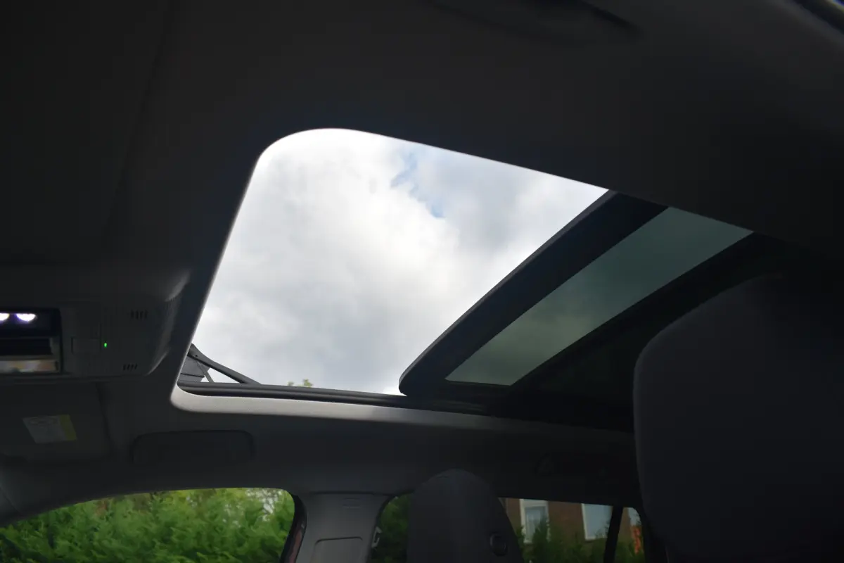 1.5 TSI MHEV Business Edition 7p. Achteruitrijcamera | Dode-hoek detectie | Elektrische stoelen met geheugen | Schuif-kanteldak | Wegklapbare trekhaak | 7P | Verlengde garantie!
