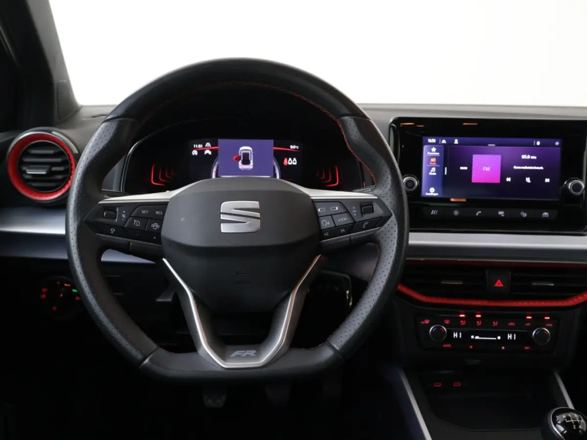 FR Business | Apple Carplay/Android | Virtual Cockpit | Cruise Control | BTW auto