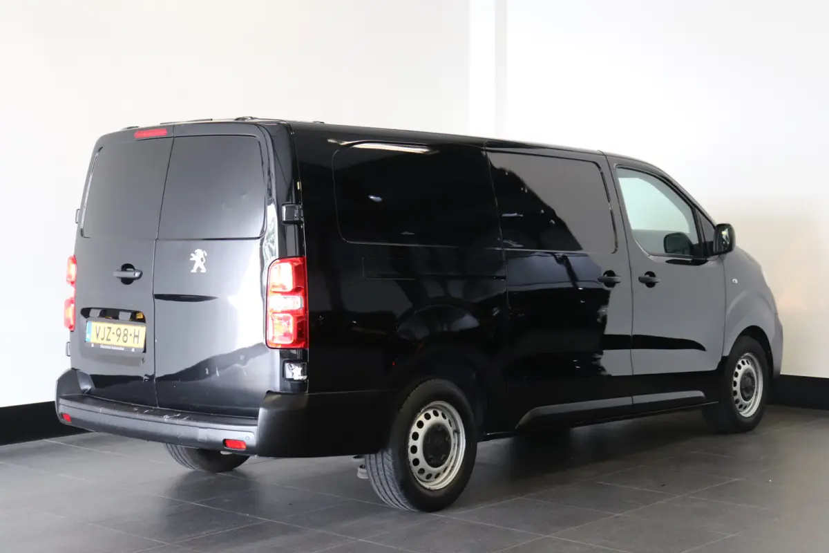 1.5 BlueHDI EURO 6 - Airco - Navi - Cruise - €11.900,- Excl.