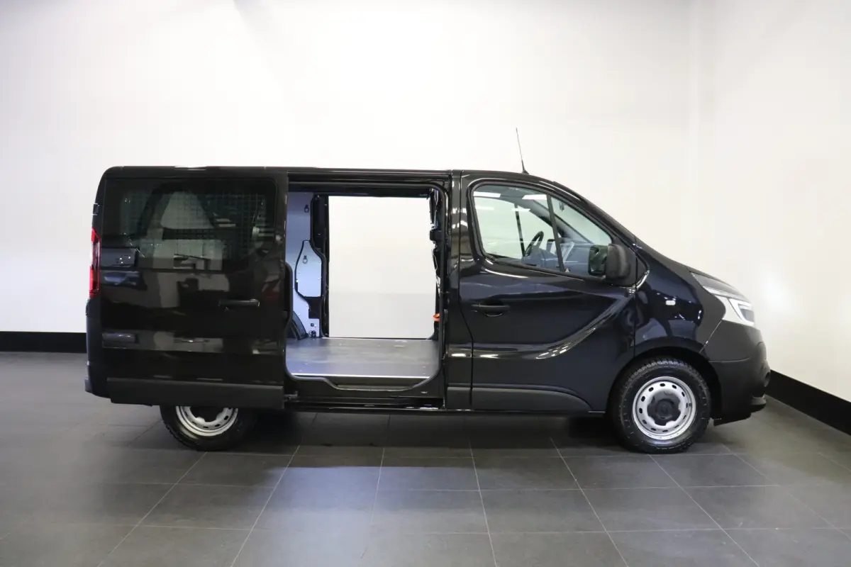 2.0 dCi 145PK Automaat 2x Schuifdeur EURO 6 - Airco  - Navi - Cruise - €17.950,- Excl.