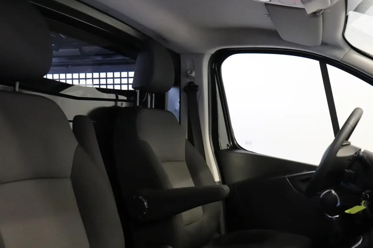 2.0 dCi 145PK Automaat 2x Schuifdeur EURO 6 - Airco  - Navi - Cruise - €17.950,- Excl.