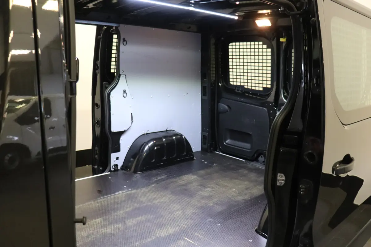 2.0 dCi 145PK Automaat 2x Schuifdeur EURO 6 - Airco  - Navi - Cruise - €17.950,- Excl.