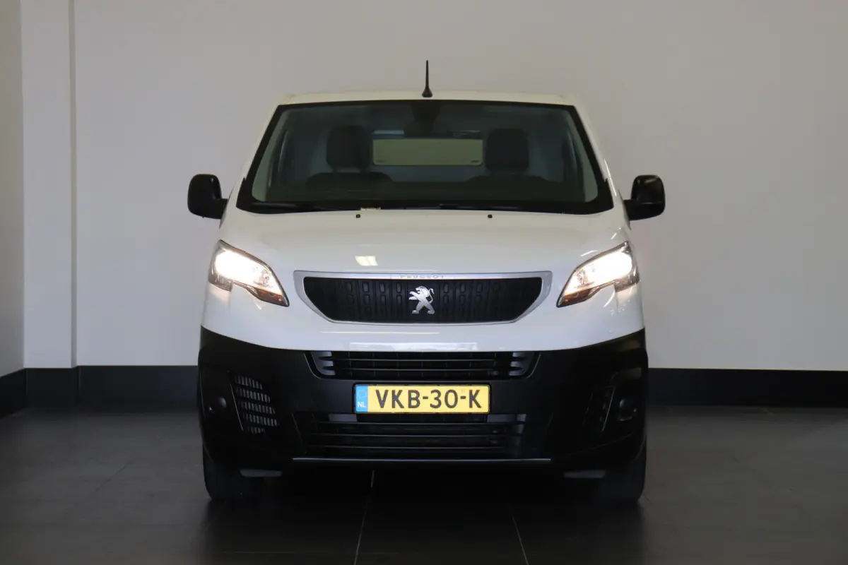 2.0 BlueHDI 122PK Automaat EURO 6 - Airco - Cruise - PDC - €11.900,- Excl.