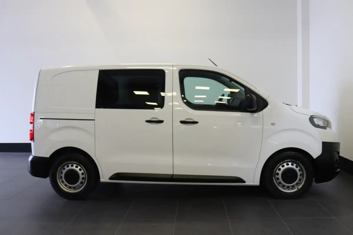 2.0 BlueHDI 122PK Automaat EURO 6 - Airco - Cruise - PDC - €11.900,- Excl.