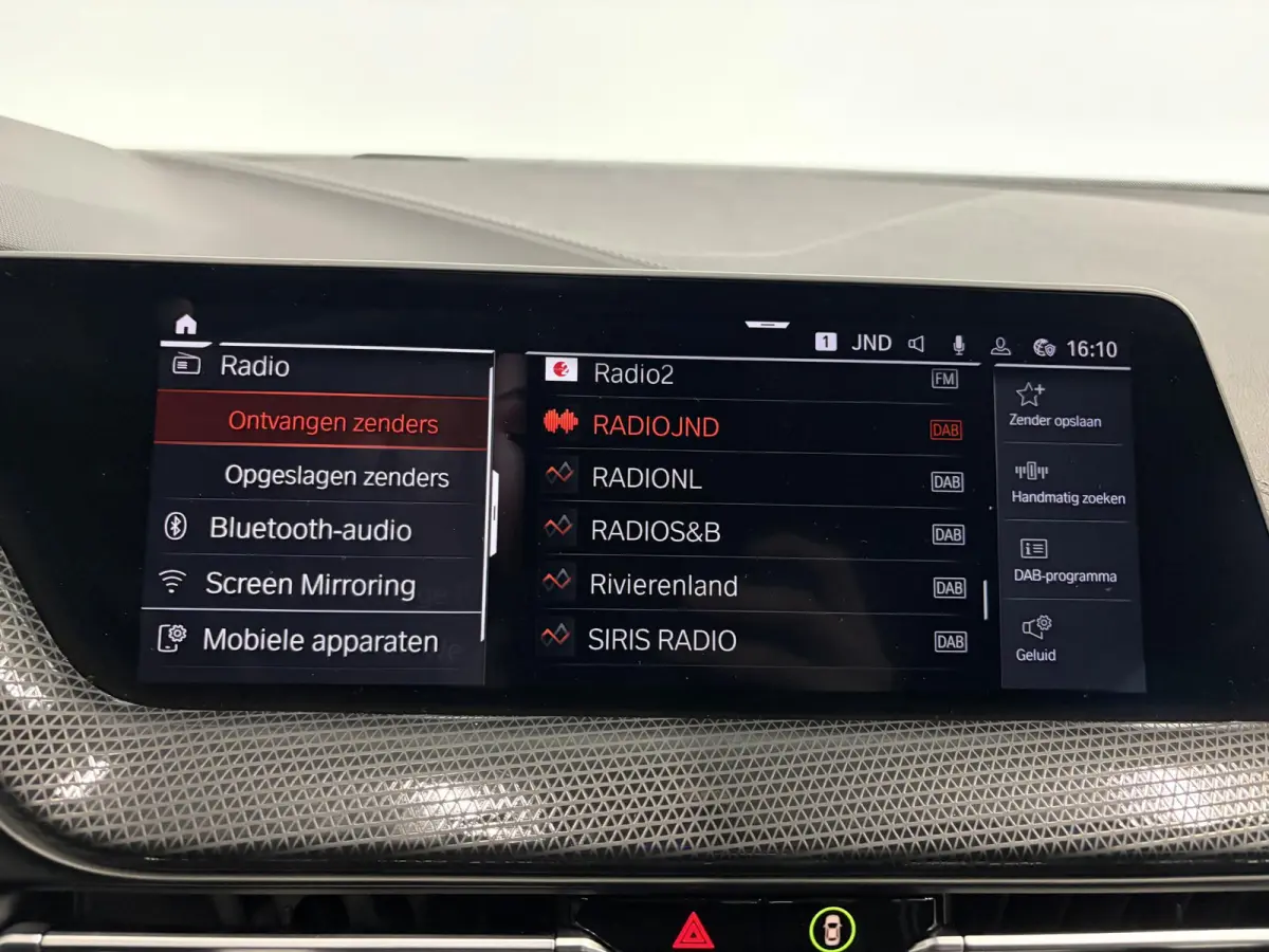 118i Executive Edition Navigatie Apple Carplay/Android Auto Adaptive Cruise Control Parkeersensoren Full LED Virtual Cockpit Climate Control