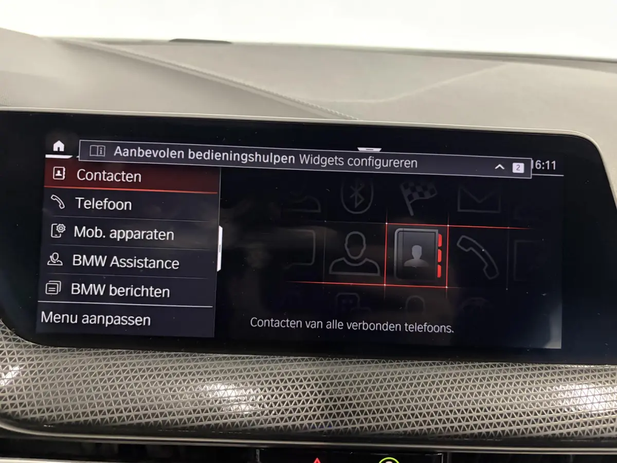 118i Executive Edition Navigatie Apple Carplay/Android Auto Adaptive Cruise Control Parkeersensoren Full LED Virtual Cockpit Climate Control