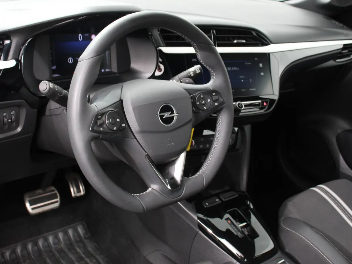 1.2 Turbo 100pk Automaat Hybrid GS-Line Navigatie Apple Carplay/Android Auto Digitale Cockpit Airco Cruise Control Lichtmetalen Velgen Dab
