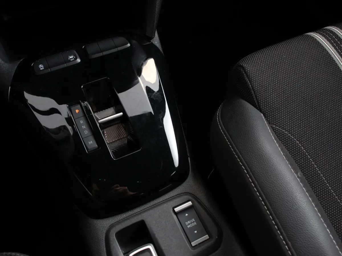 1.2 Turbo 100pk Automaat Hybrid GS-Line Navigatie Apple Carplay/Android Auto Digitale Cockpit Airco Cruise Control Lichtmetalen Velgen Dab