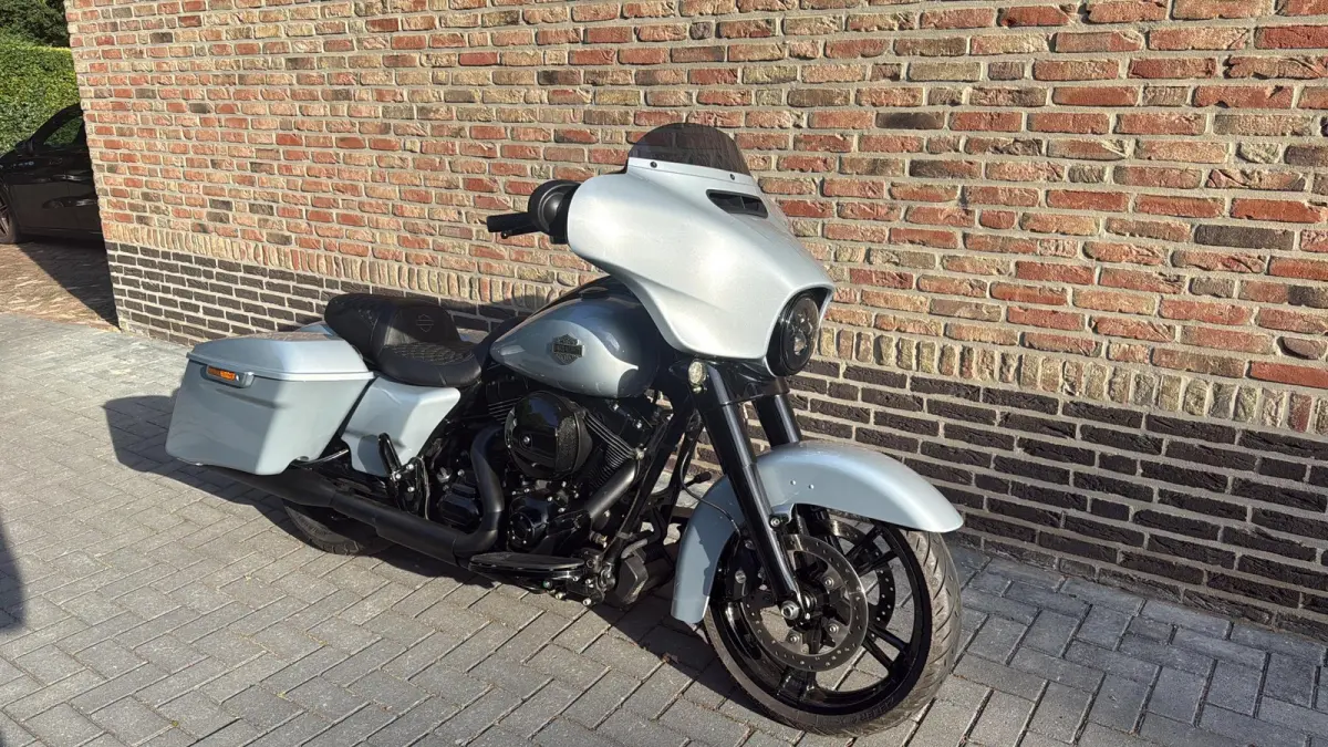 Streetglide