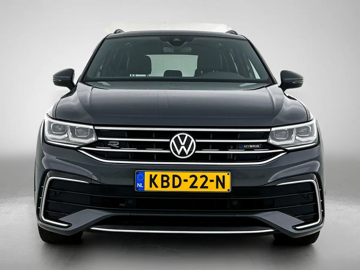 1.4 TSI eHybrid R-Line Business | Automaat | Panorama dak | Apple Carplay / Android Auto | Virtual cockpit | Adap. Cruise control  | Camera | Elektrische Achterklep | Climate control | Parke