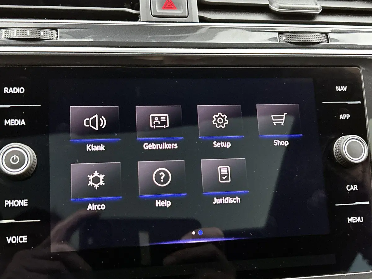 1.4 TSI eHybrid R-Line Business | Automaat | Panorama dak | Apple Carplay / Android Auto | Virtual cockpit | Adap. Cruise control  | Camera | Elektrische Achterklep | Climate control | Parke