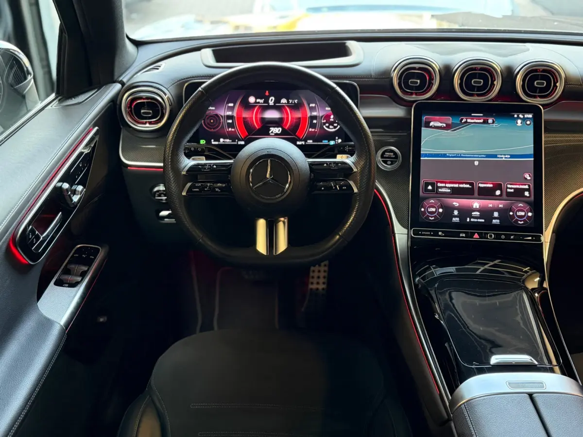 300 4MATIC AMG Line PANO|HuD|360CAM|MASSAGE|MEMORY|KEYLESS|GARANTIE|SFEERVERLICHTING|DEALER ONDERHOUDEN|
