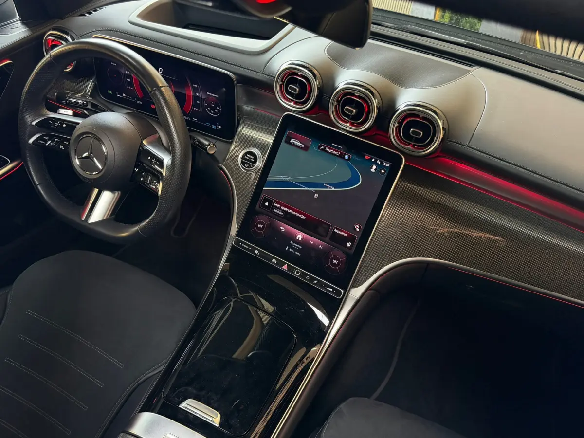 300 4MATIC AMG Line PANO|HuD|360CAM|MASSAGE|MEMORY|KEYLESS|GARANTIE|SFEERVERLICHTING|DEALER ONDERHOUDEN|