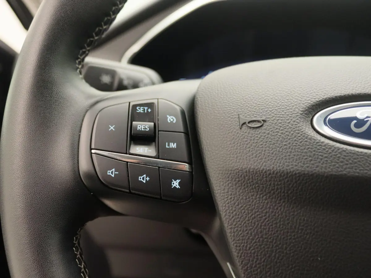 2.5 PHEV Vignale | Apple Carplay/Android Auto | Camera | Led Koplampen | Winter Pakket |