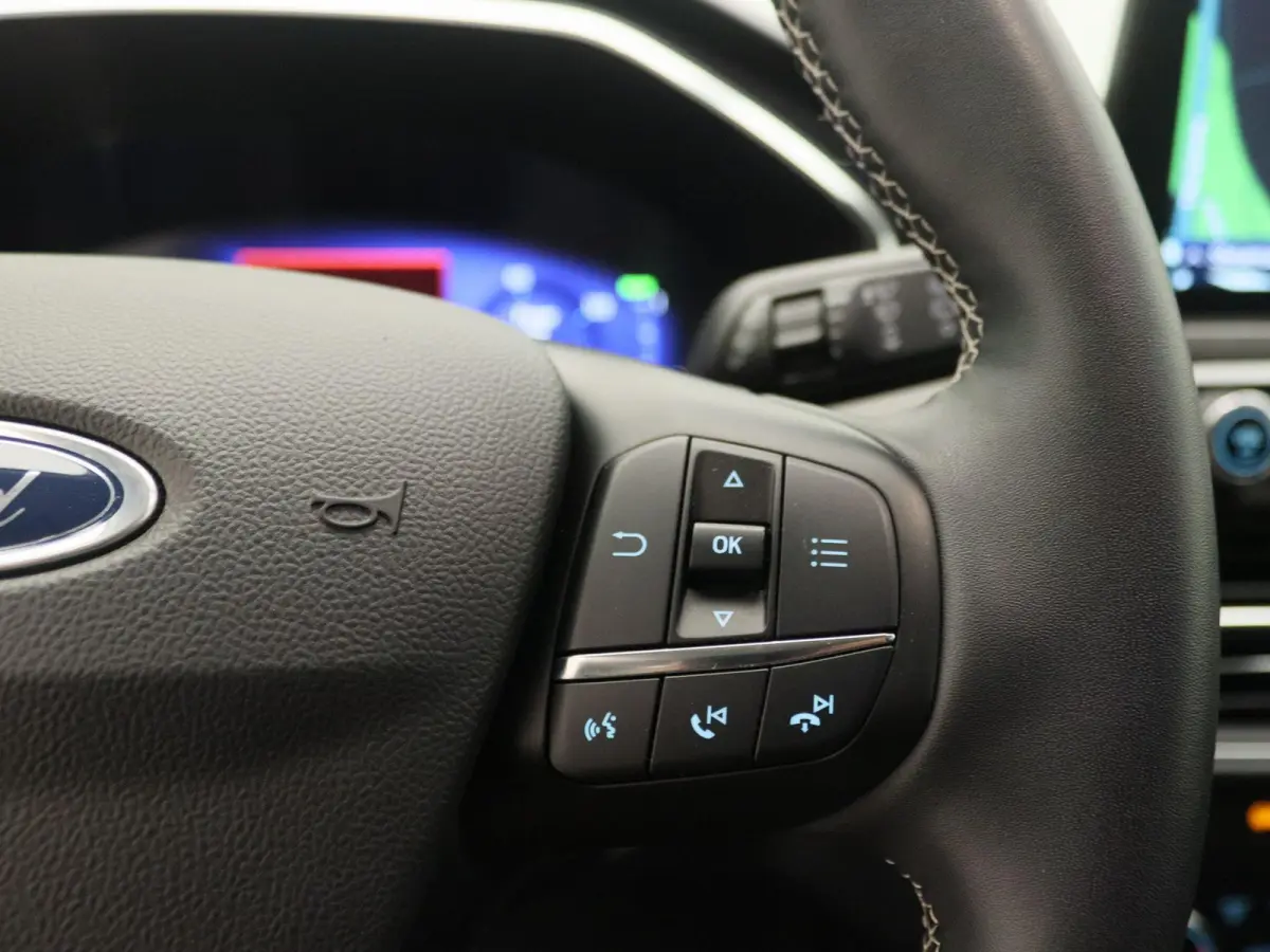 2.5 PHEV Vignale | Apple Carplay/Android Auto | Camera | Led Koplampen | Winter Pakket |