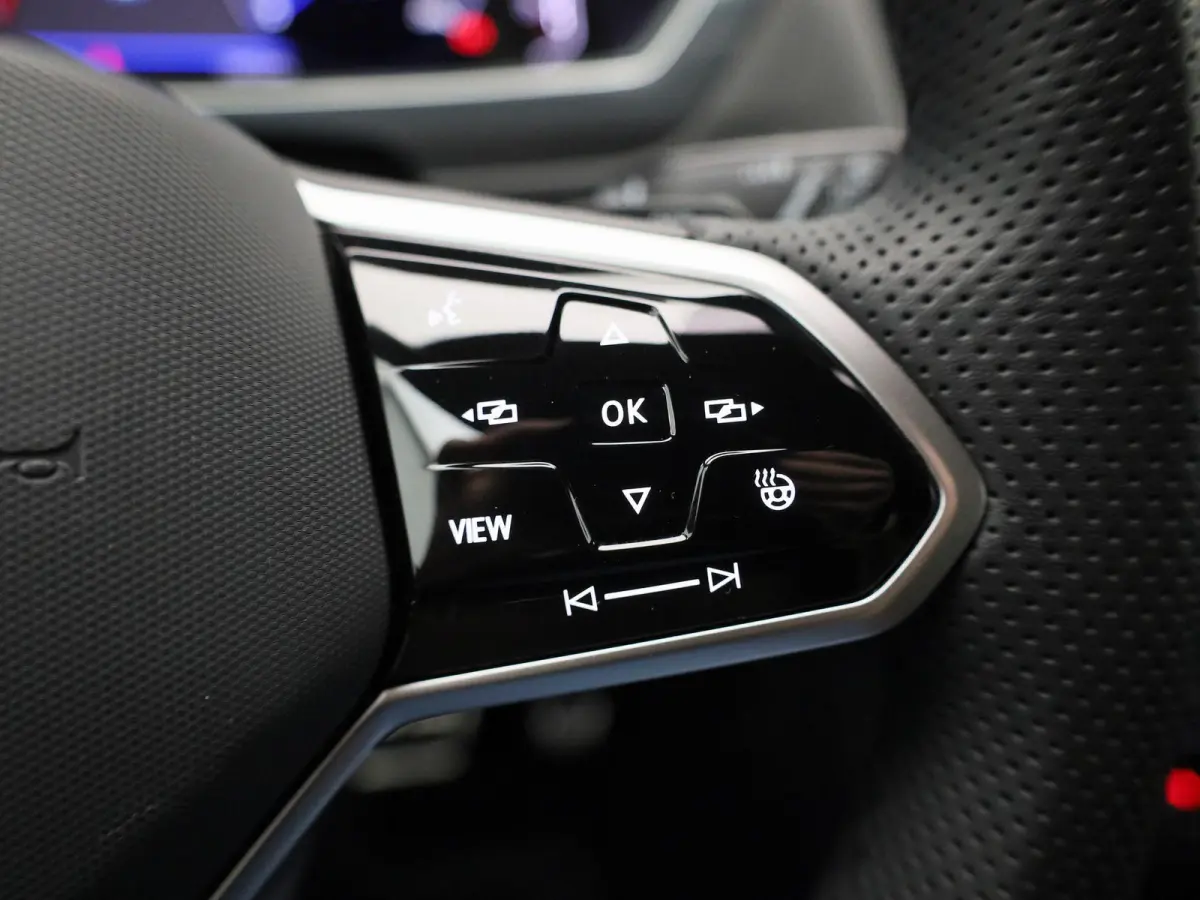 1.5 TSI R-Line Business+ | 7-Persoons | Automaat | Panorama dak | Leder | Harman-Kardon | Stoel/Stuur verwarming | Head-up display | Apple Carplay / Android Auto | Adap. Cruise control  | 36