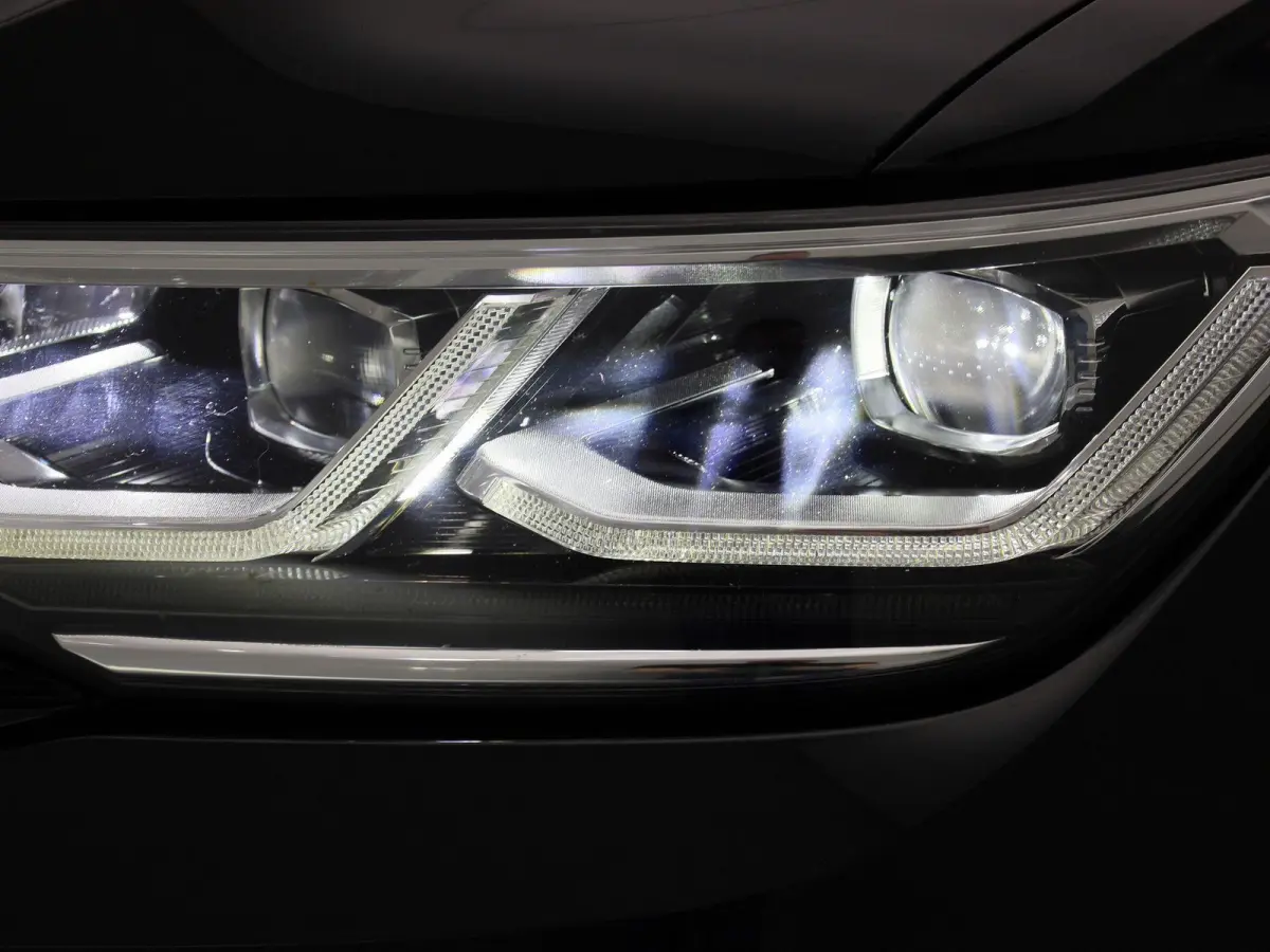 1.5 TSI R-Line Business+ | 7-Persoons | Automaat | Panorama dak | Leder | Harman-Kardon | Stoel/Stuur verwarming | Head-up display | Apple Carplay / Android Auto | Adap. Cruise control  | 36