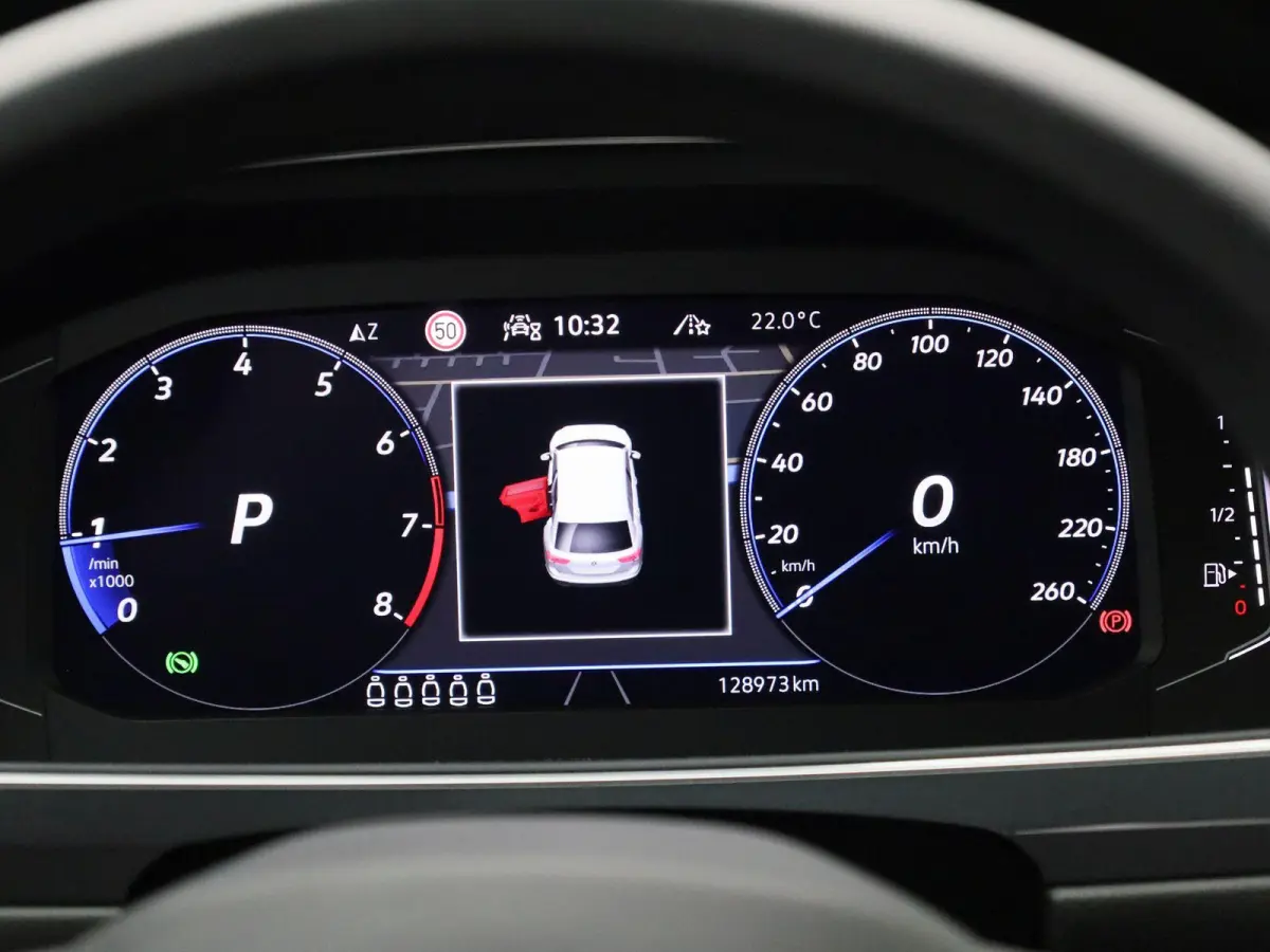 1.5 TSI R-Line Business+ | 7-Persoons | Automaat | Panorama dak | Leder | Harman-Kardon | Stoel/Stuur verwarming | Head-up display | Apple Carplay / Android Auto | Adap. Cruise control  | 36