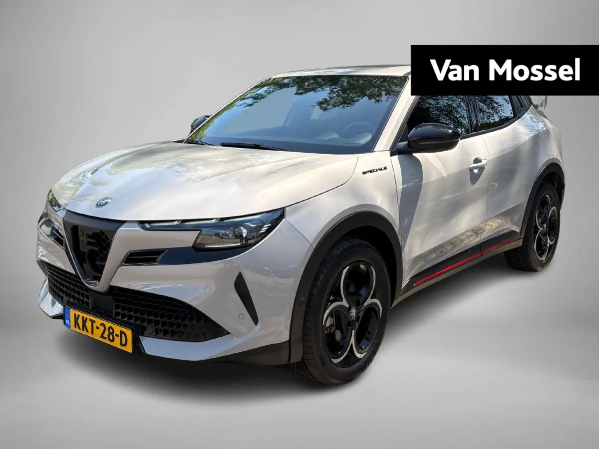 1.2 Turbo Hybrid Ibrida Speciale | Navigatie | Parkeersensoren | Camera | Apple Carplay/Android Auto | LMV 18"| Cimate Control | Cruise control |