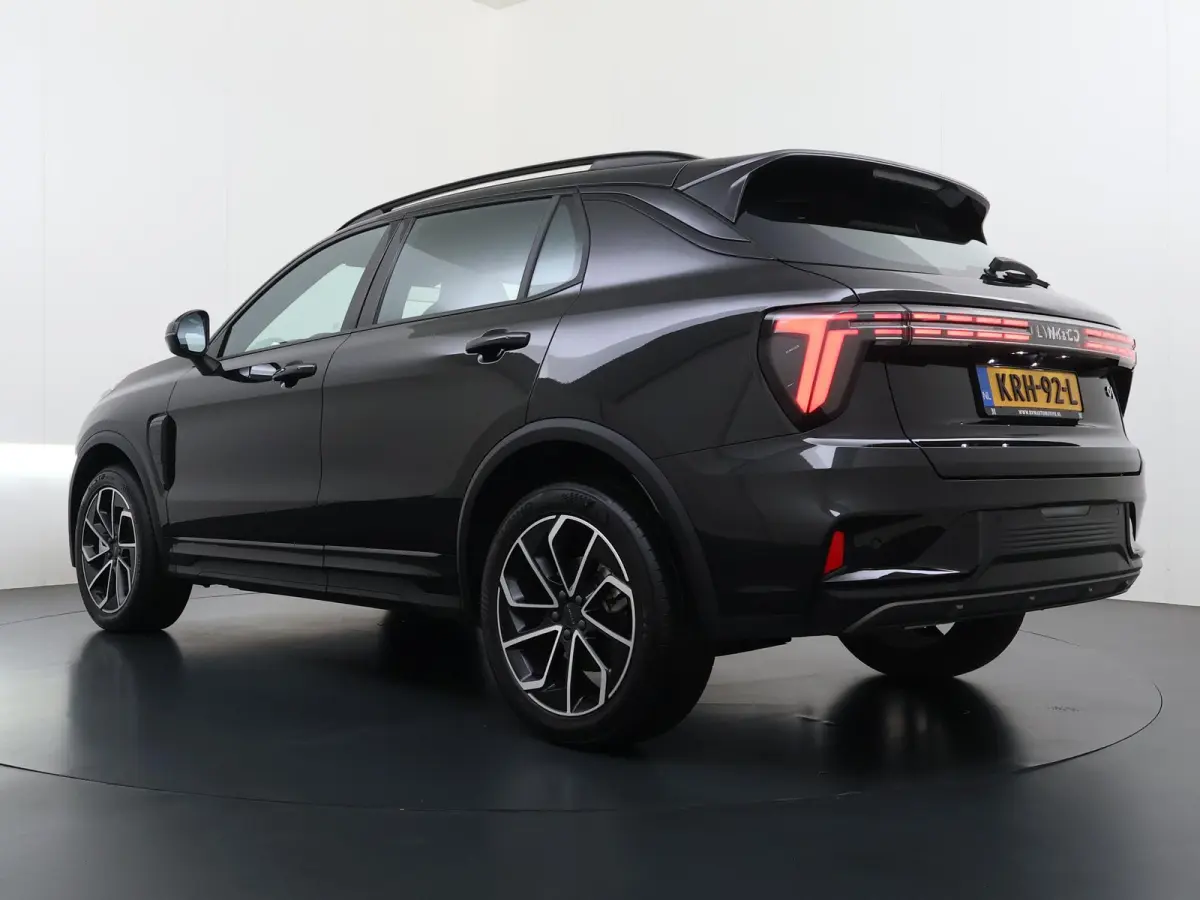 1.5 Core NIEUW MODEL! | FABRIEKSGARANTIE T/M 2030! | CAMERA| STOELVERWARMING