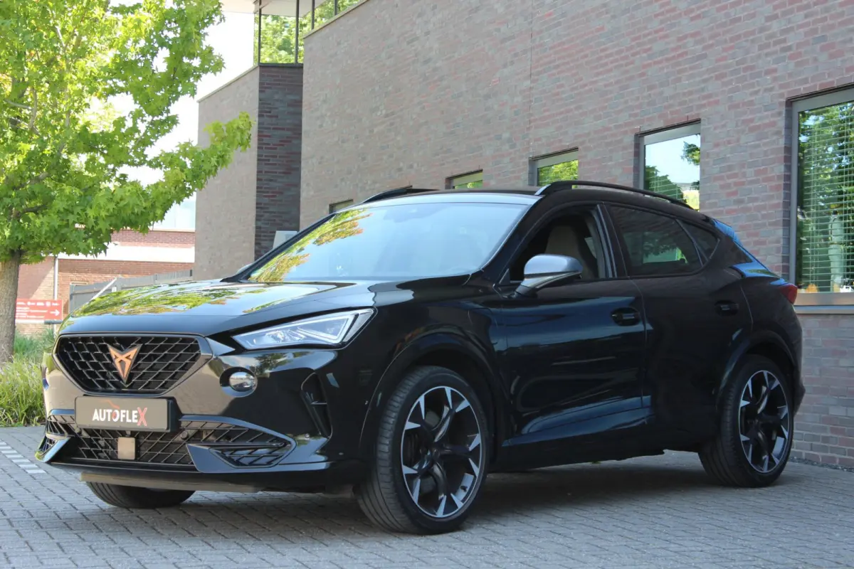 1.4 e-Hybrid Business