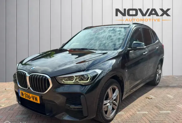 xDrive20i M Sport | Panoramadak | Head-Up Display