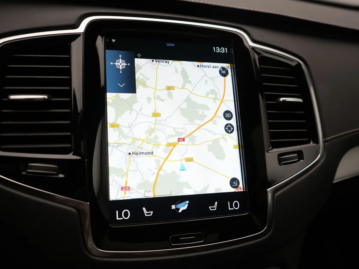 T8 Recharge AWD R-Design 7 Persoons Long Range PHEV 456pk Dealer O.H | Luchtvering | Trekhaak Af Fabriek | Panodak | 360 Camera | Adaptive Cruise | Harman  / Kardon | Alcantara Sportstoelen 