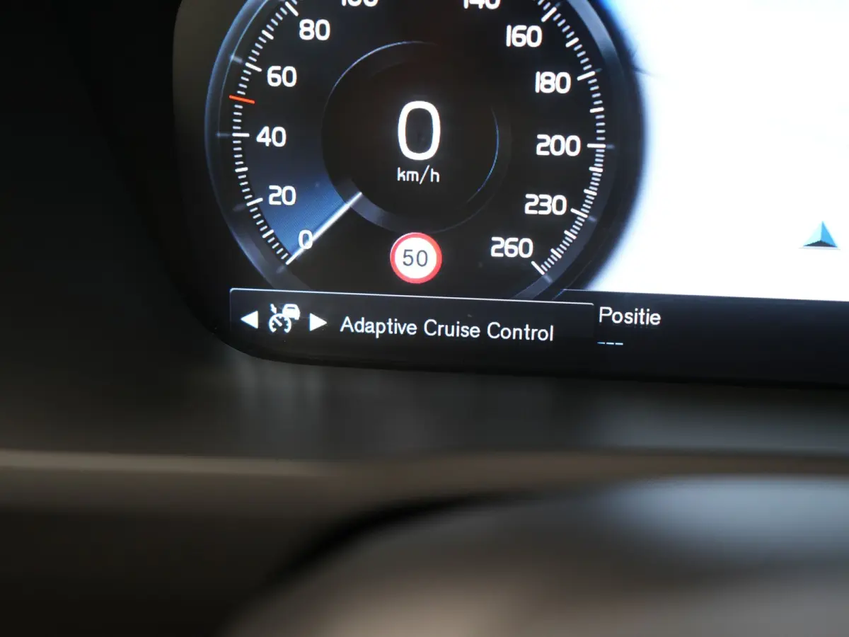 T8 Recharge AWD R-Design 7 Persoons Long Range PHEV 456pk Dealer O.H | Luchtvering | Trekhaak Af Fabriek | Panodak | 360 Camera | Adaptive Cruise | Harman  / Kardon | Alcantara Sportstoelen 