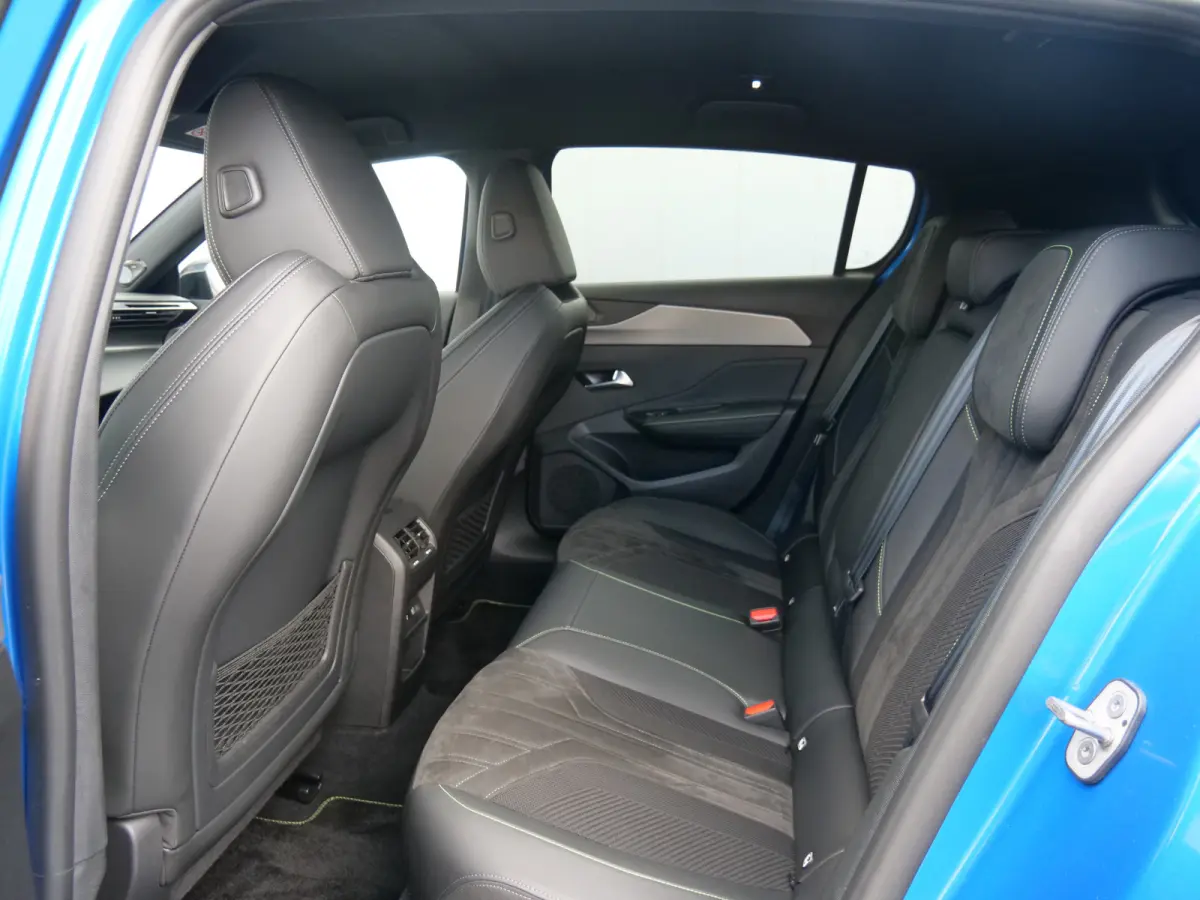 1.6 HYbrid 225pk GT Pack Business Automaat 92% SoH / Focal / Trekhaak / Stoelverwarming / Navigatie