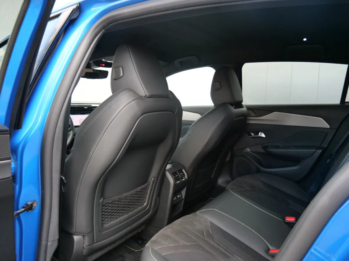 1.6 HYbrid 225pk GT Pack Business Automaat 92% SoH / Focal / Trekhaak / Stoelverwarming / Navigatie