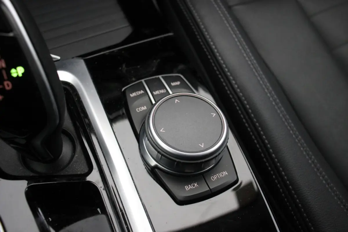 xDrive30e Bns Ed. Plus - Digitaal Cockpit, Carplay, Navi, Leer, Stoelverw.