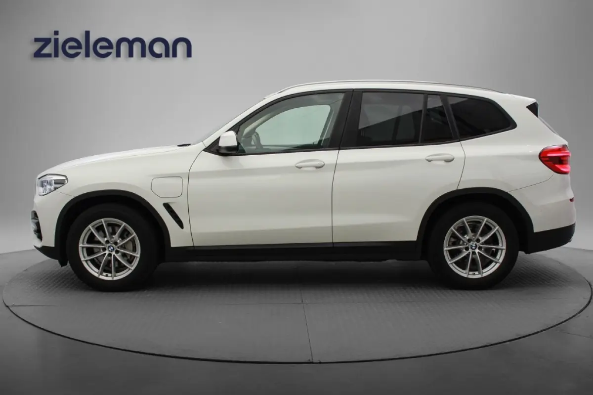 xDrive30e Bns Ed. Plus - Digitaal Cockpit, Carplay, Navi, Leer, Stoelverw.