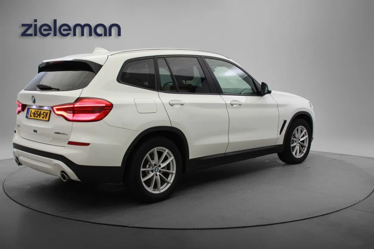 xDrive30e Bns Ed. Plus - Digitaal Cockpit, Carplay, Navi, Leer, Stoelverw.