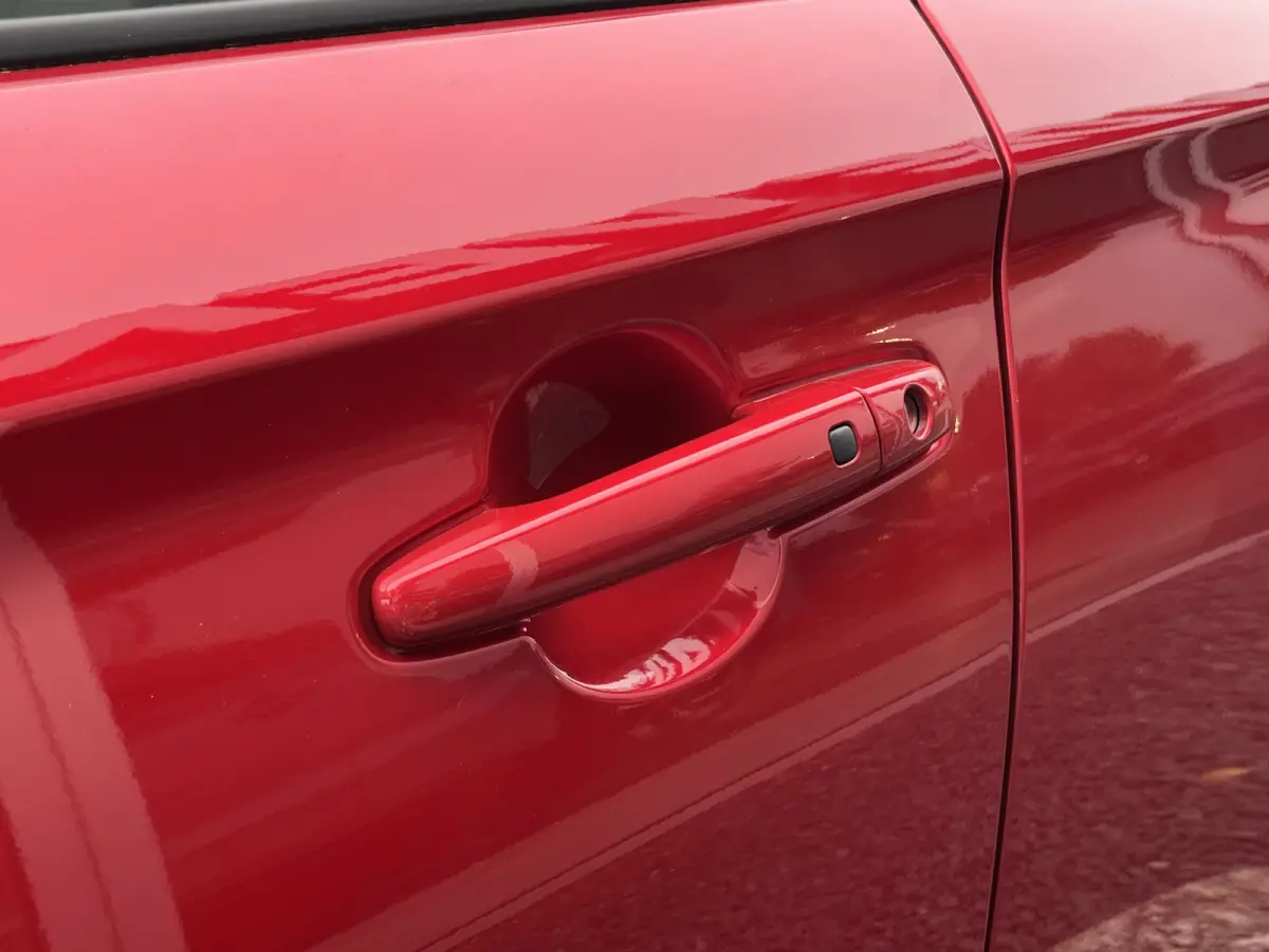 1.2 Smart Hybrid Select CVT Automaat | Meerdere kleuren beschikbaar | €2.200,- voordeel | Adapt. Cruise | Camera | Stoelverwarming | 16'' | Dodehoek | Carplay/Android Auto | Smart Entry |