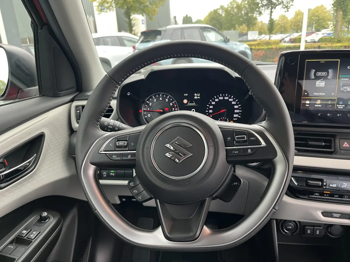 1.2 Smart Hybrid Select CVT Automaat | Meerdere kleuren beschikbaar | €2.200,- voordeel | Adapt. Cruise | Camera | Stoelverwarming | 16'' | Dodehoek | Carplay/Android Auto | Smart Entry |