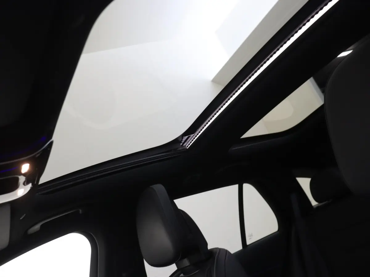 300 e AMG Line / Panoramadak / Stoelventilatie / Superscreen / 360Graden-Camera / Memory-Stoelen /