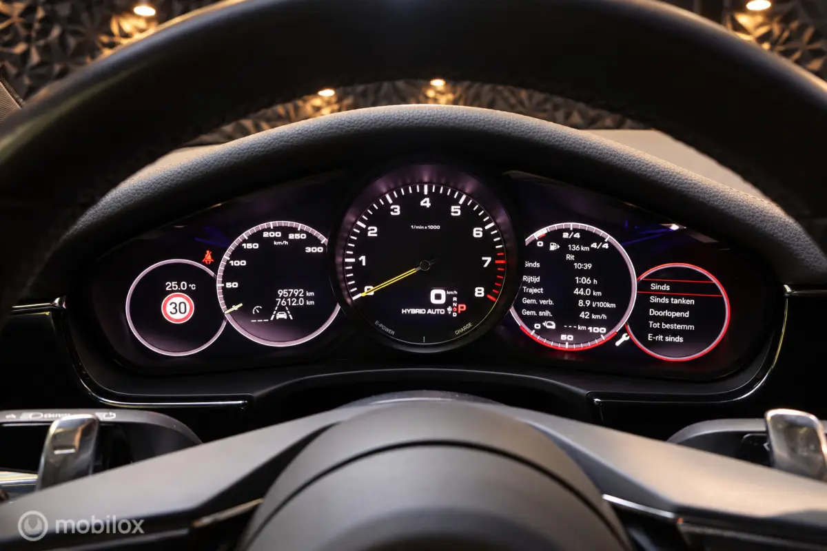 2.9 4 E-Hybrid | Sport Chrono 463pk |